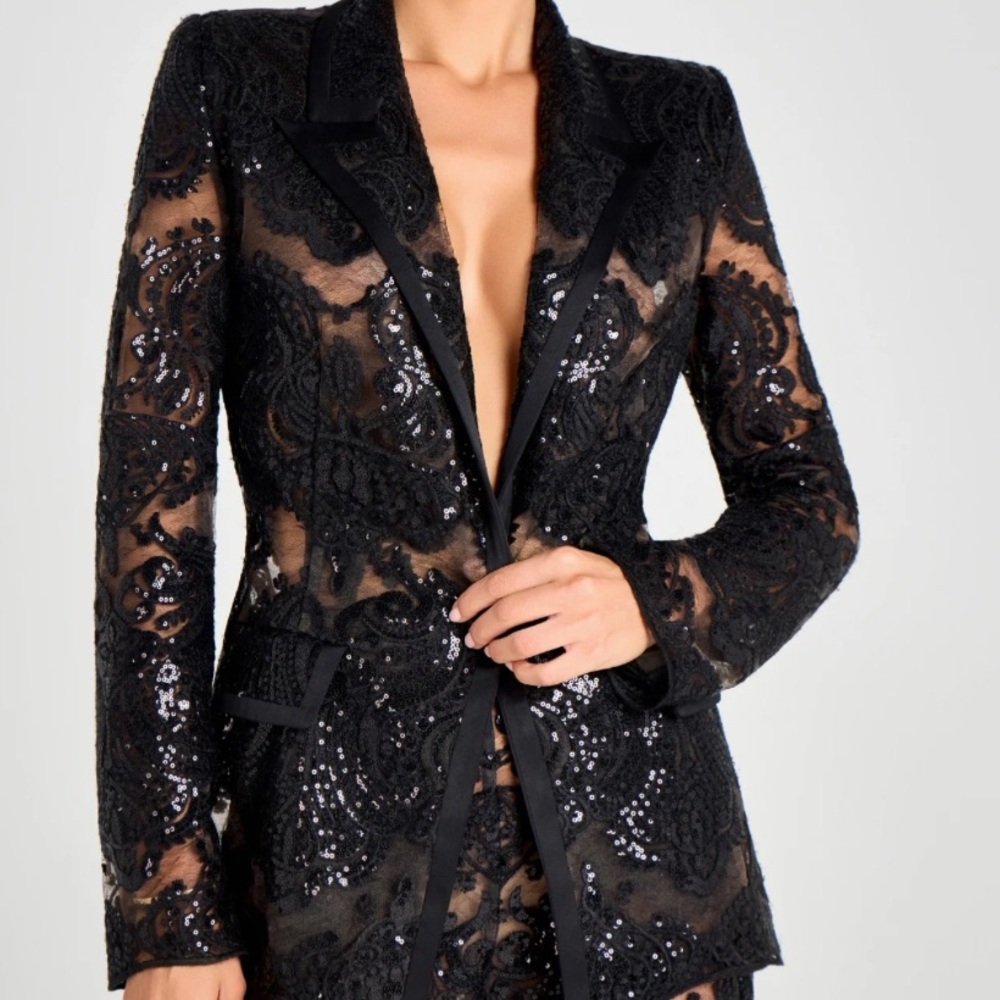 Chic Black Lace Women's Blazer and pants